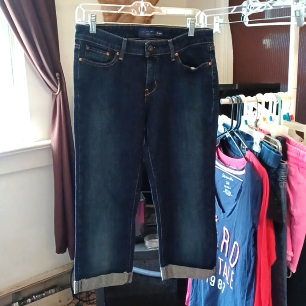 Levi's Straus capris size 8M , blue